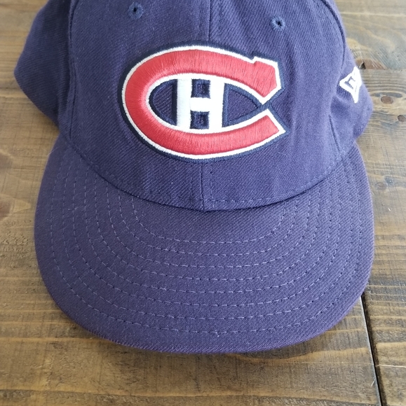 nhl fitted caps